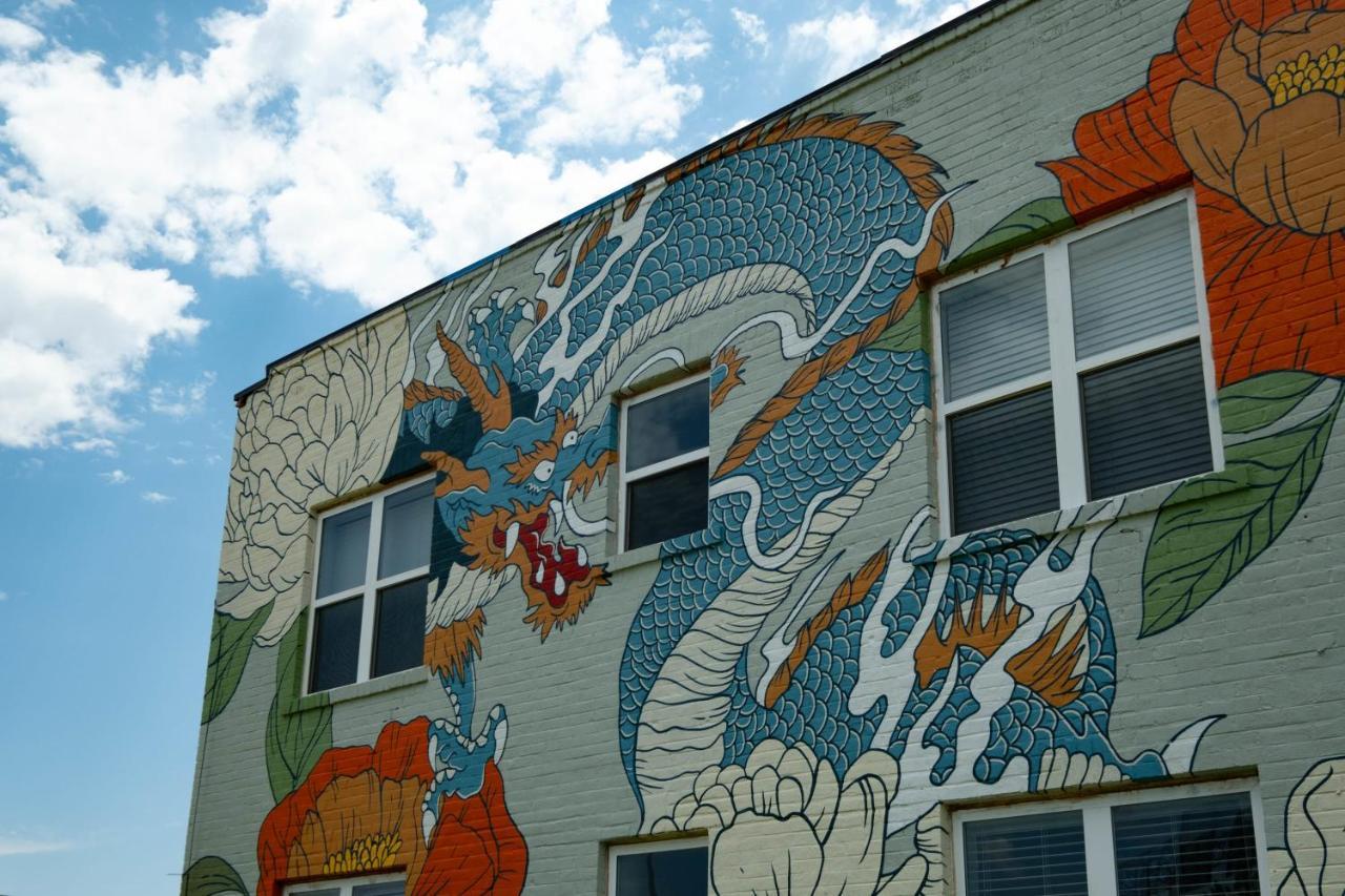 Dragon On Taylor St Daire Amarillo Dış mekan fotoğraf